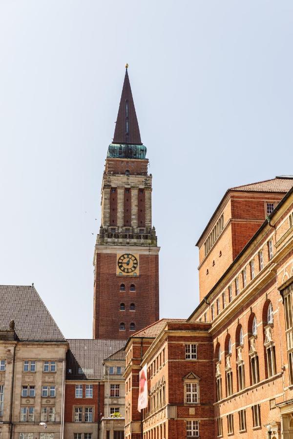 Alles Neu: 1-Zi Zentral Am Exerzierpl. 24H-Checkin Kiel Buitenkant foto
